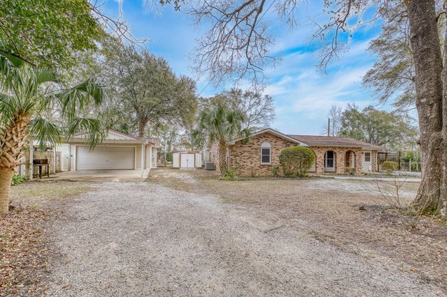 295 Garden Street, Crestview, FL 32536