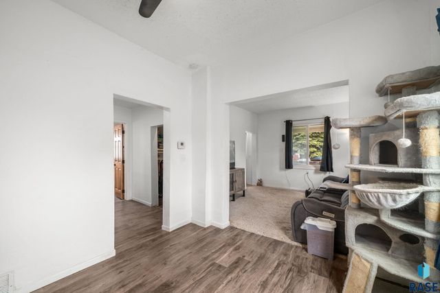 1303 N Main Ave Avenue, Sioux Falls, SD 57104