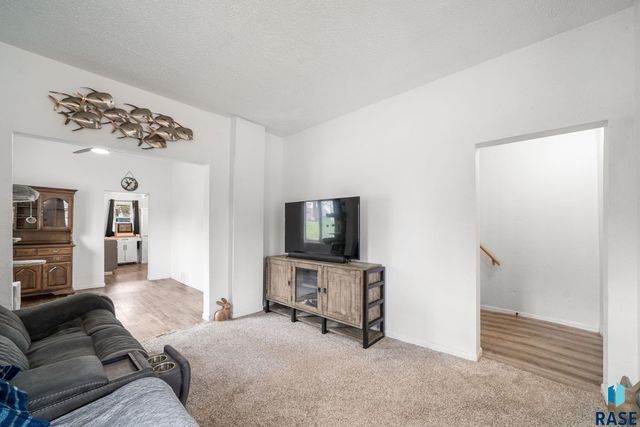 1303 N Main Ave Avenue, Sioux Falls, SD 57104