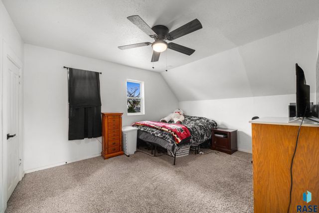 1303 N Main Ave Avenue, Sioux Falls, SD 57104