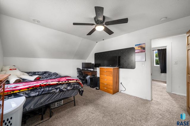 1303 N Main Ave Avenue, Sioux Falls, SD 57104