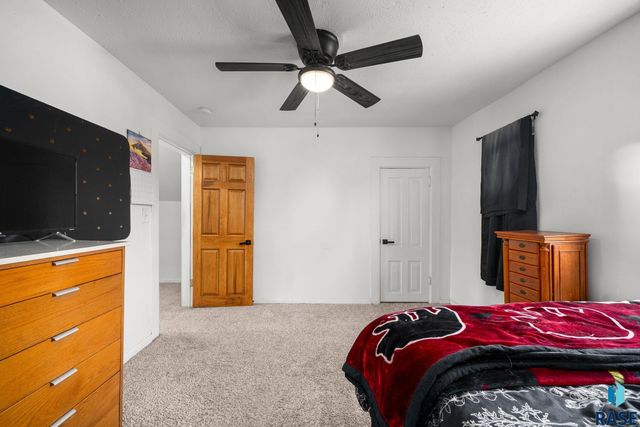 1303 N Main Ave Avenue, Sioux Falls, SD 57104