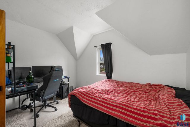 1303 N Main Ave Avenue, Sioux Falls, SD 57104