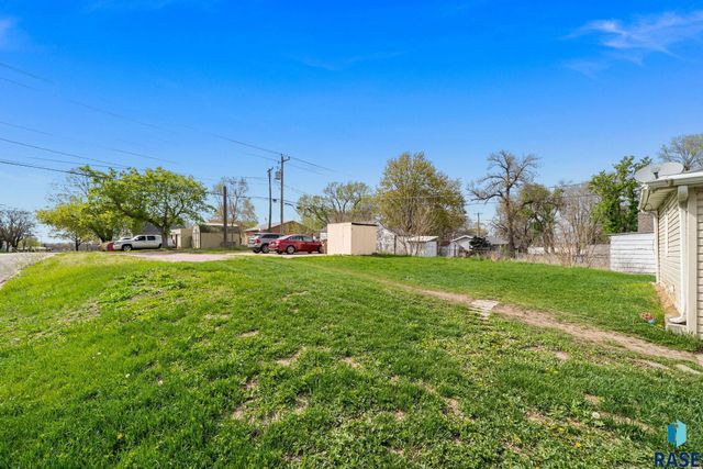 1303 N Main Ave Avenue, Sioux Falls, SD 57104