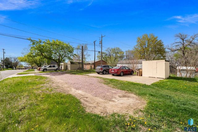 1303 N Main Ave Avenue, Sioux Falls, SD 57104