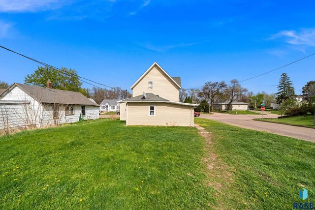 1303 N Main Ave Avenue, Sioux Falls, SD 57104