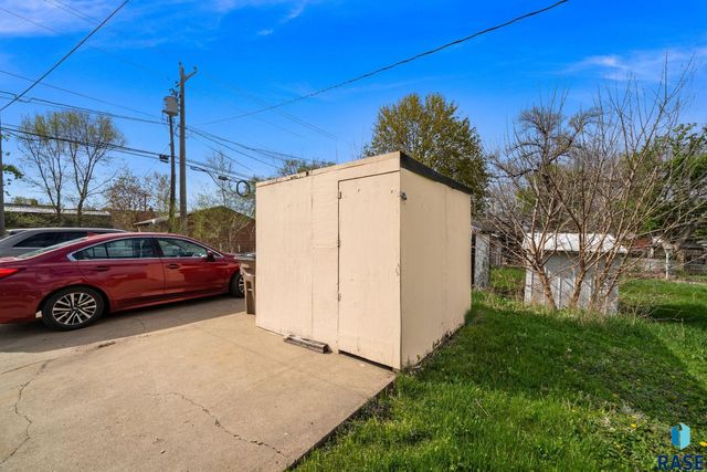 1303 N Main Ave Avenue, Sioux Falls, SD 57104