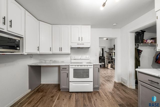 1303 N Main Ave Avenue, Sioux Falls, SD 57104