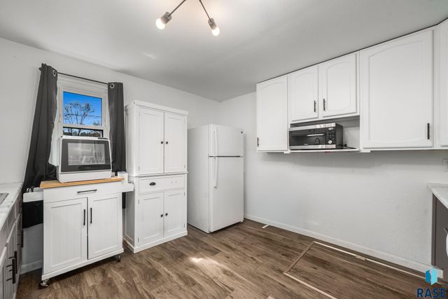 1303 N Main Ave Avenue, Sioux Falls, SD 57104