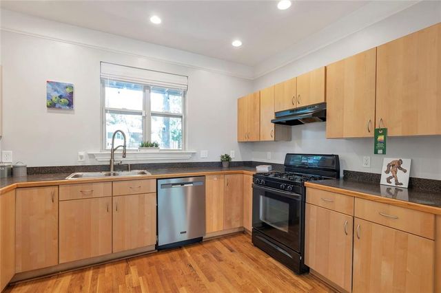 967 Victory Drive SW, Atlanta, GA 30310