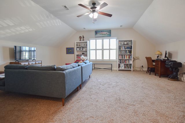 450 Cyprus Court, Clarksville, TN 37040