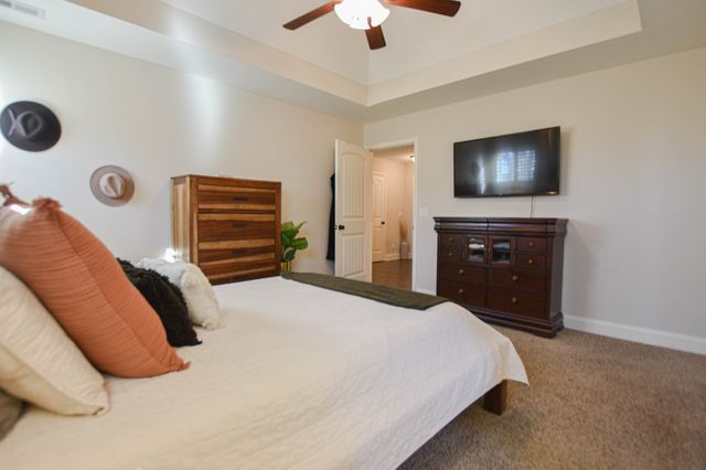 450 Cyprus Court, Clarksville, TN 37040