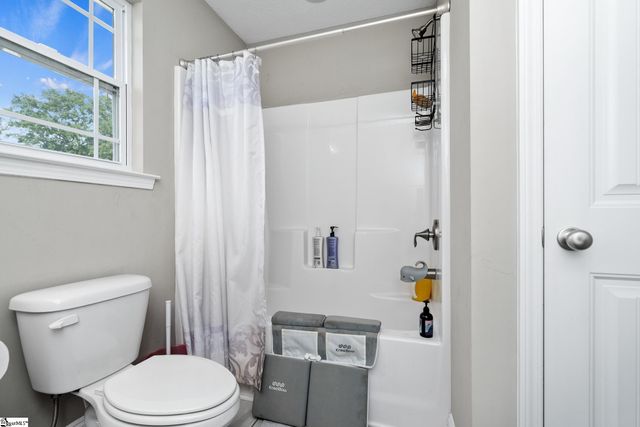 139 N Lakeview Drive, Duncan, SC 29334