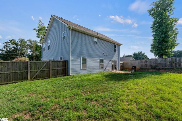 139 N Lakeview Drive, Duncan, SC 29334