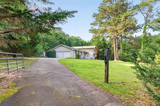 1981 Lee Peters Road, Loganville, GA 30052