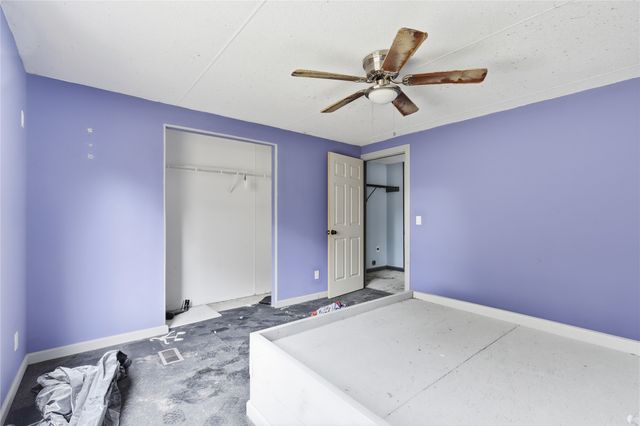 401 East Road, Granbury, TX 76049