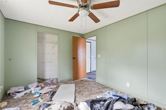 401 East Road, Granbury, TX 76049