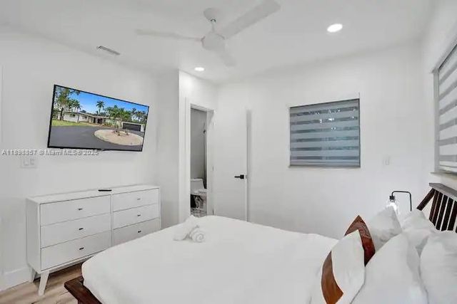 2100 SW 28th Way, Fort Lauderdale, FL 33312