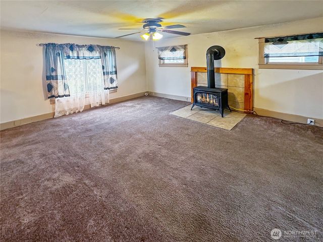 2636 Simpson Avenue E, Hoquiam, WA 98550