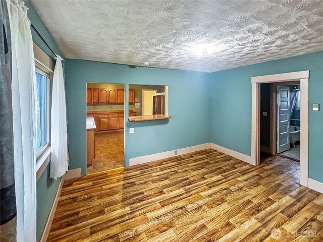 2636 Simpson Avenue E, Hoquiam, WA 98550