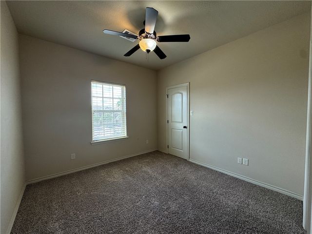 1407 Crescent Ridge Drive, College Station, TX 77845