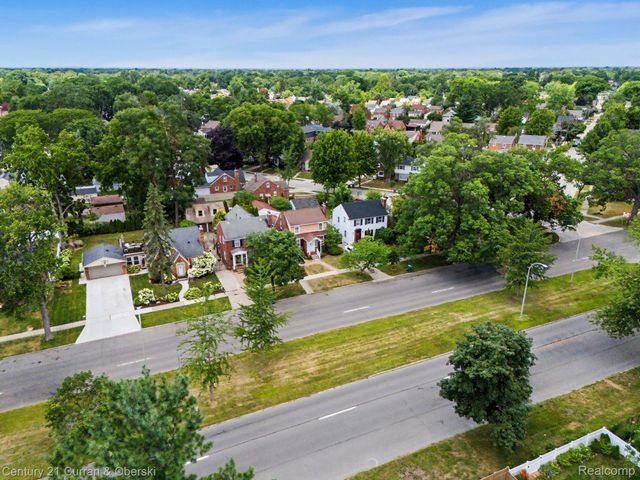 19036 Outer Drive, Dearborn, MI 48128