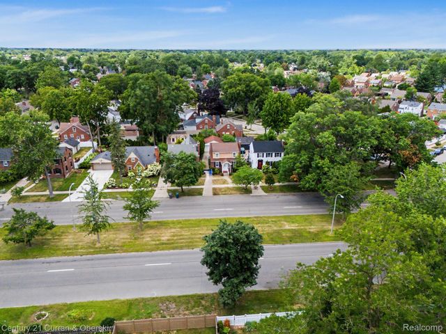 19036 Outer Drive, Dearborn, MI 48128