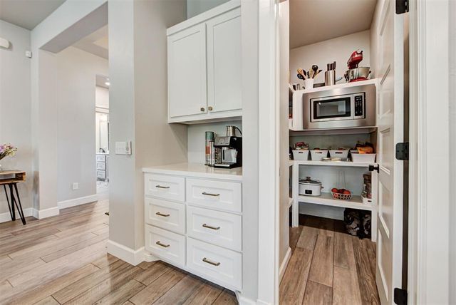 10800 Mountain Fork Drive, Yukon, OK 73099