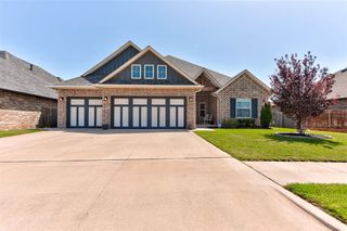 10800 Mountain Fork Drive, Yukon, OK 73099