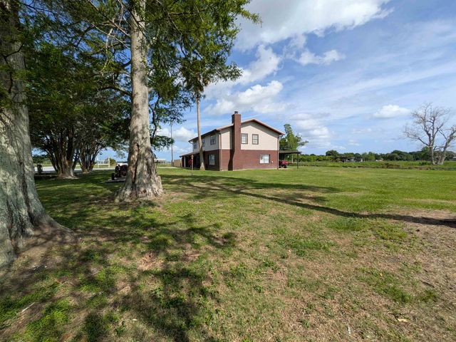 68 Magnolia, Raceland, LA 70394