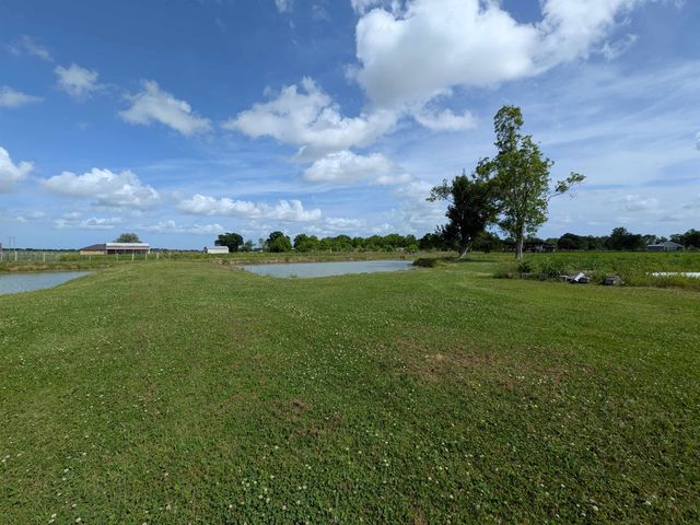 68 Magnolia, Raceland, LA 70394