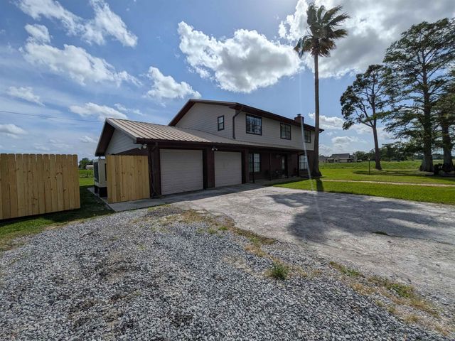 68 Magnolia, Raceland, LA 70394