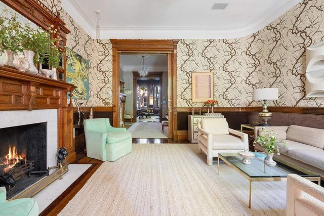 138 W 82nd Street, New York City, NY 10024