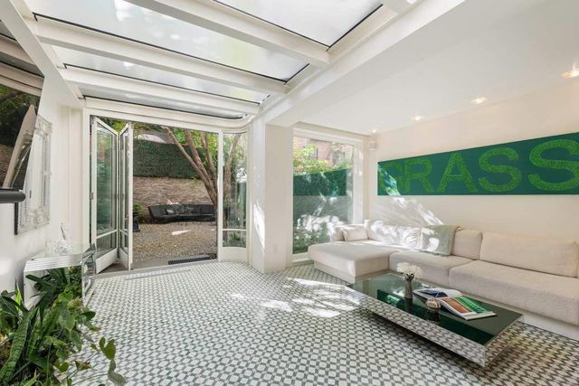 138 W 82nd Street, New York City, NY 10024