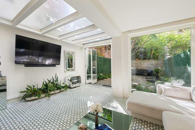 138 W 82nd Street, New York City, NY 10024