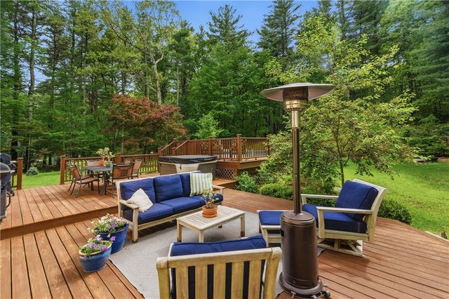 40 White Pine Drive, Glocester, RI 02814