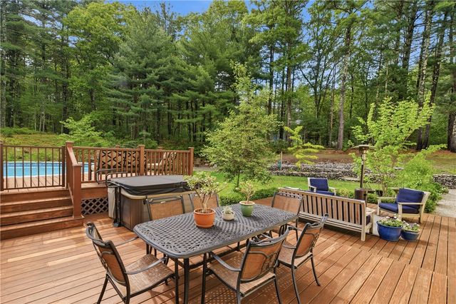 40 White Pine Drive, Glocester, RI 02814