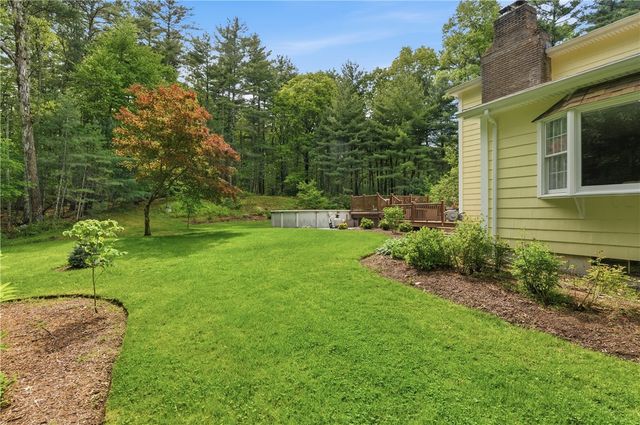 40 White Pine Drive, Glocester, RI 02814
