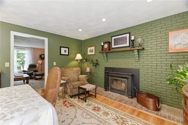 40 White Pine Drive, Glocester, RI 02814