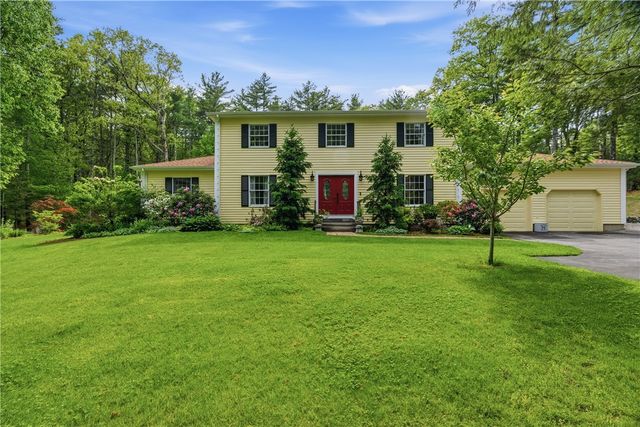 40 White Pine Drive, Glocester, RI 02814