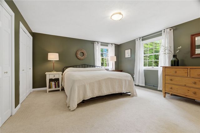 40 White Pine Drive, Glocester, RI 02814