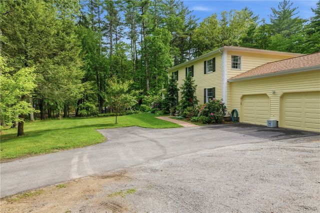 40 White Pine Drive, Glocester, RI 02814