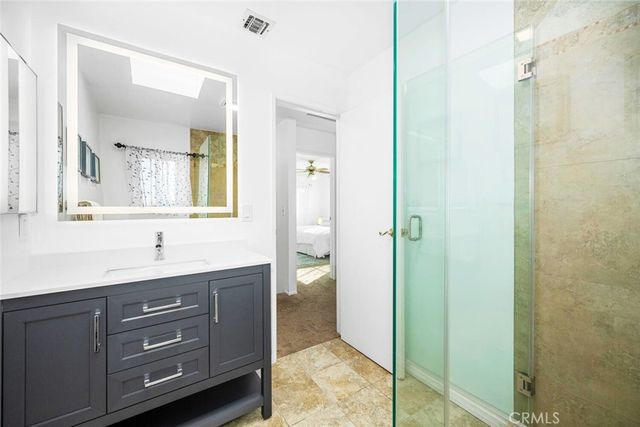 3034 N Ocana, Long Beach, CA 90808