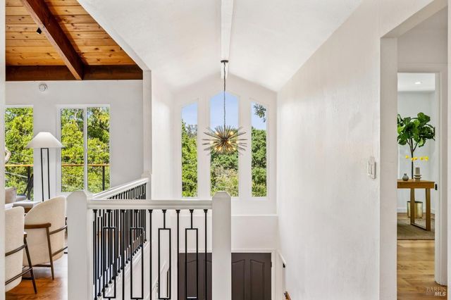 227 Coleman Dr, San Rafael, CA 94901