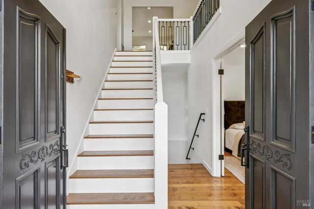 227 Coleman Dr, San Rafael, CA 94901