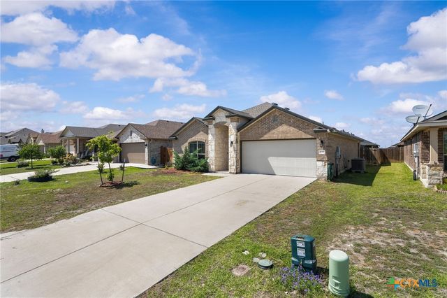 222 Highmore Court, Temple, TX 76502