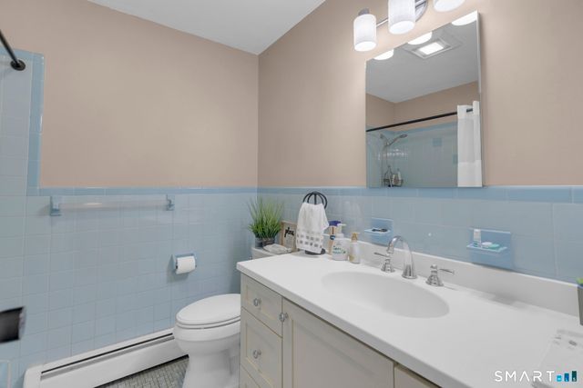 41 Elbow Hill Road, Brookfield, CT 06804