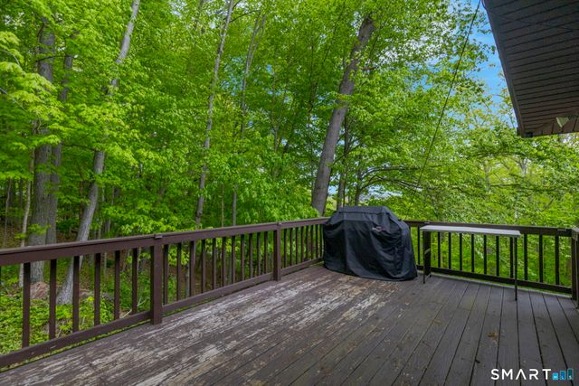 41 Elbow Hill Road, Brookfield, CT 06804