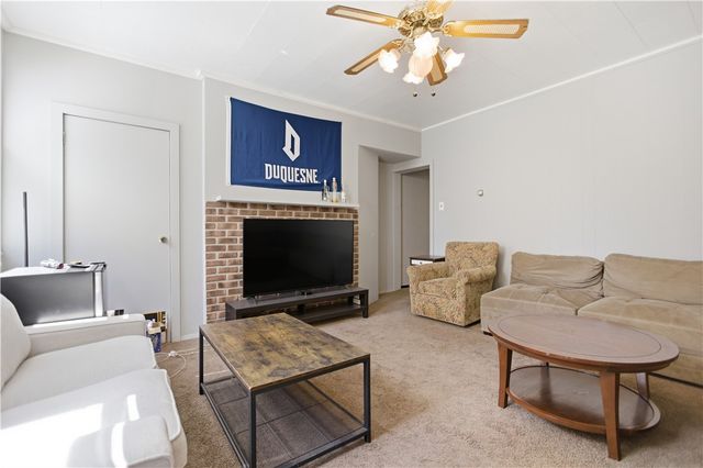 1813 Fox Way, South Side, PA 15203