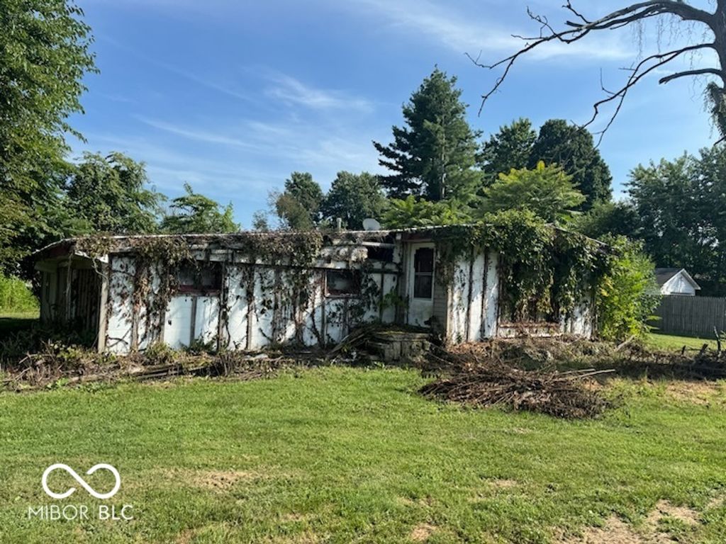 307 Henley Avenue, Carthage, IN 46115